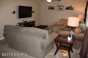 430 Levac Dr, Belding, MI 48809 photo 10