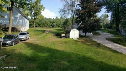 2539 Spring Grove Rd, Sidney, MI 48885 photo 12