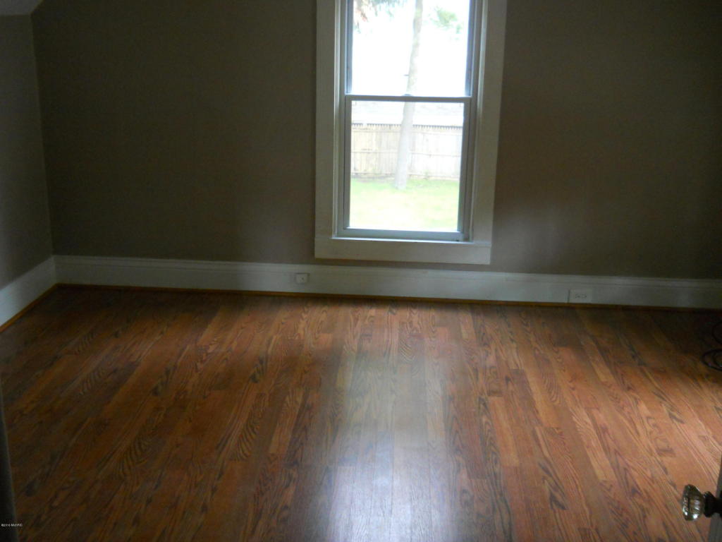 740 Morton St, Belding, MI 48809 photo 12