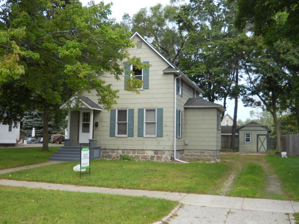 740 Morton St, Belding, MI 48809 photo 1