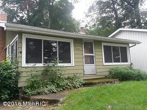 6846 Cherry St, Coloma, MI 49038 photo 3