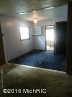 6846 Cherry St, Coloma, MI 49038 photo 20