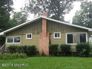 6846 Cherry St, Coloma, MI 49038 photo 2
