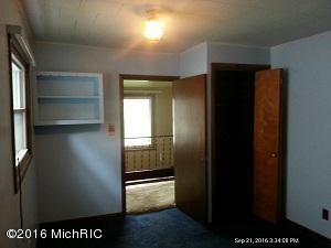 6846 Cherry St, Coloma, MI 49038 photo 17
