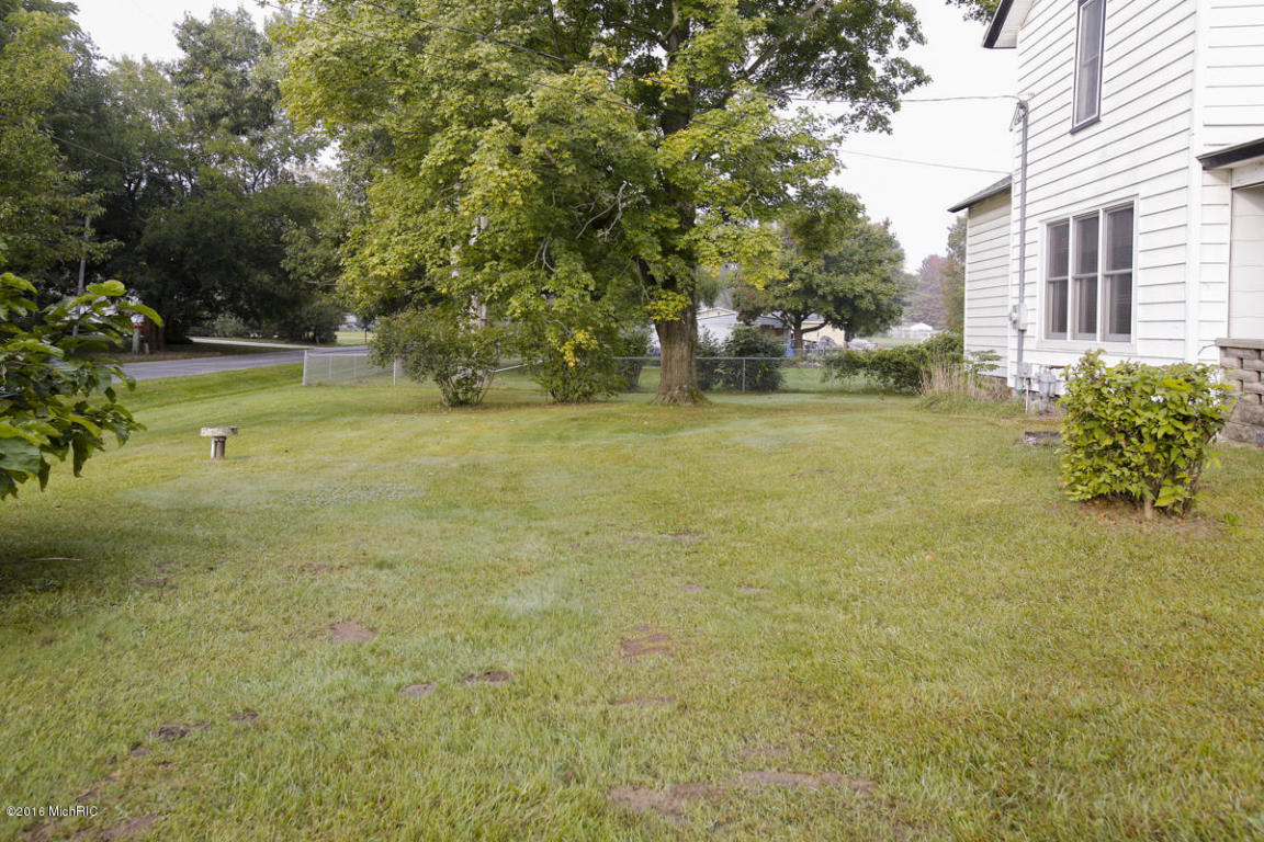 706 N 10th St, Plainwell, MI 49080 photo 24