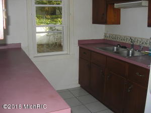 550 Riverside Dr, Constantine, MI 49042 photo 4