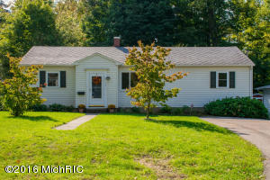 518 E Darwin, Cassopolis, MI 49031 photo 12