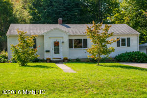 518 E Darwin, Cassopolis, MI 49031 photo 33