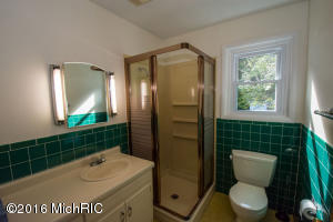 518 E Darwin, Cassopolis, MI 49031 photo 4