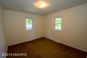 518 E Darwin, Cassopolis, MI 49031 photo 23