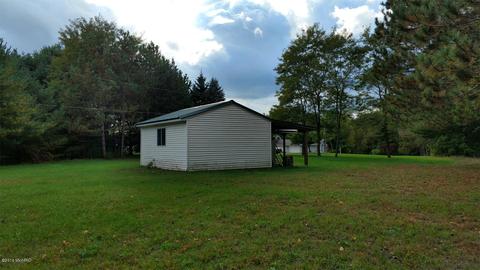 22510 15th Ave, Sears, MI 49679 photo 2