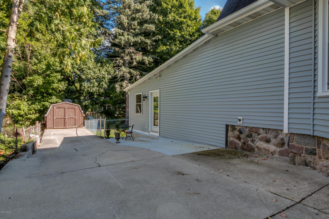 314 N Marshall Ave, Marshall, MI 49068 photo 36
