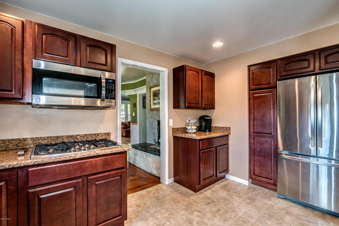 314 N Marshall Ave, Marshall, MI 49068 photo 13