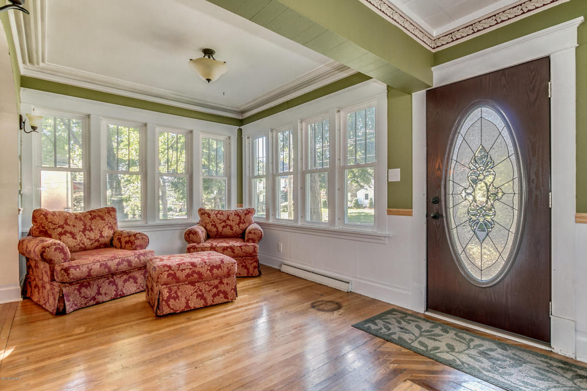 314 N Marshall Ave, Marshall, MI 49068 photo 3