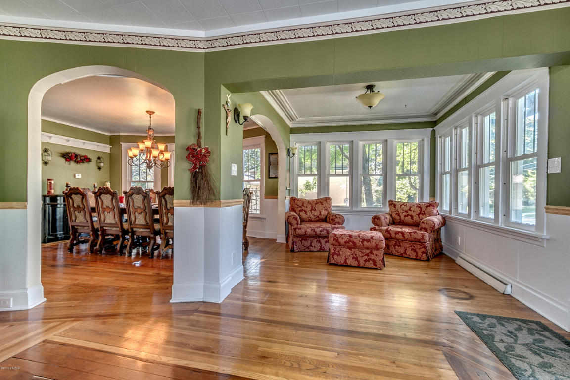 314 N Marshall Ave, Marshall, MI 49068 photo 4