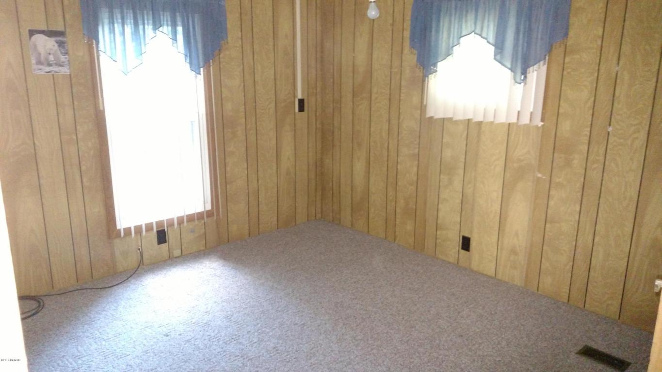 1277 Shepard Rd, Crystal, MI 48818 photo 8