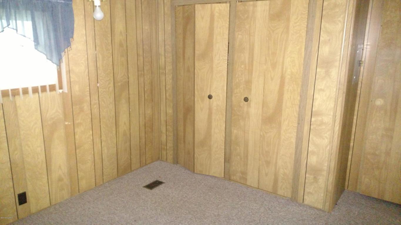 1277 Shepard Rd, Crystal, MI 48818 photo 9