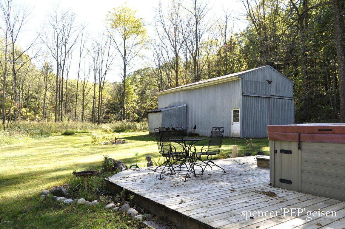 5600 Flat River Trl, Belding, MI 48809 photo 25