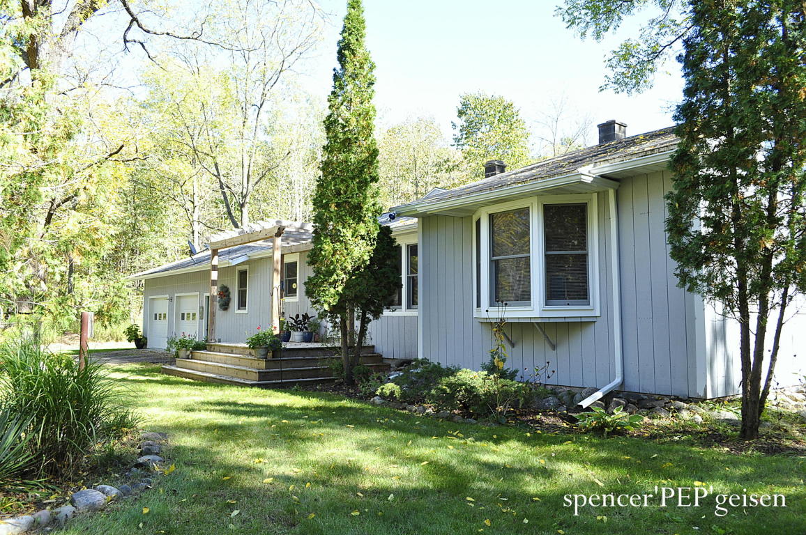 5600 Flat River Trl, Belding, MI 48809 photo 3