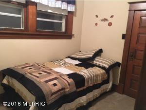 307 E Cherry St, Fremont, MI 49412 photo 16
