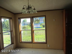 15699 36th St, Gobles, MI 49055 photo 5