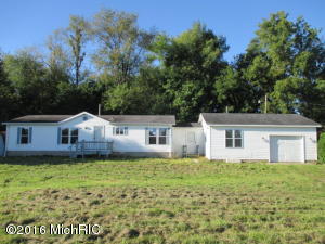 15699 36th St, Gobles, MI 49055 photo 1