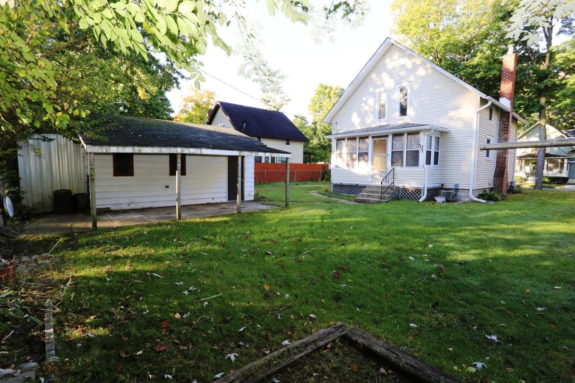 1014 Fifth, Three Rivers, MI 49093 photo 2