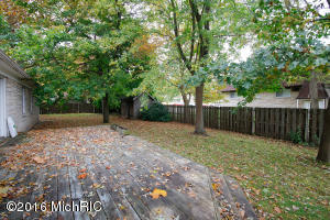 202 Cottage St, Plainwell, MI 49080 photo 19