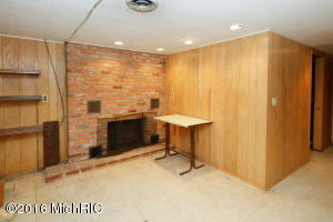 202 Cottage St, Plainwell, MI 49080 photo 16