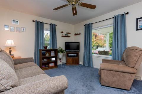 1355 E Pine Hill Ave, White Cloud, MI 49349 photo 4