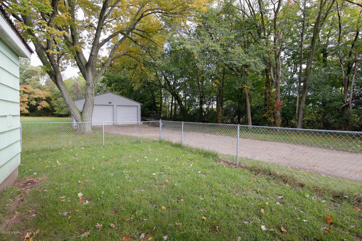 1161 106th Ave, Plainwell, MI 49080 photo 14