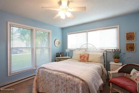 207 First St, Galien, MI 49113 photo 6