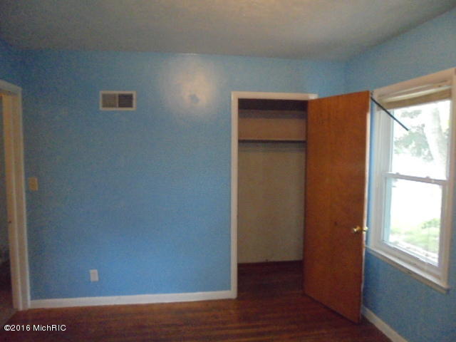 805 Wright Ave, Alma, MI 48801 photo 21