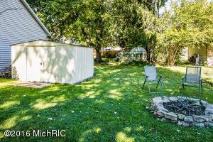 311 Sylvan St, Buchanan, MI 49107 photo 14