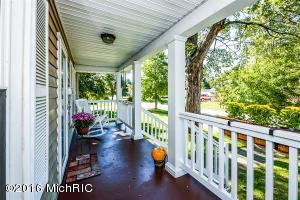 311 Sylvan St, Buchanan, MI 49107 photo 11