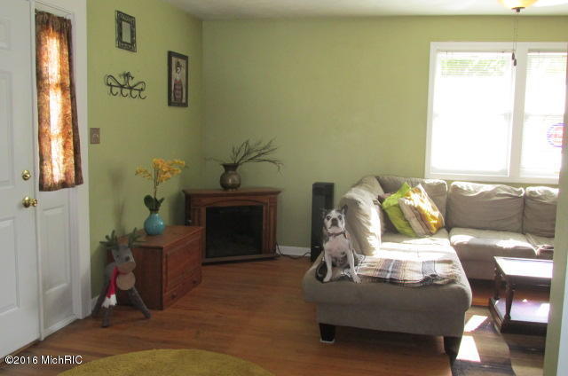 1631 Cherry St, Niles, MI 49120 photo 8
