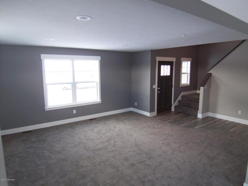 4311 Longview Ct, Dorr, MI 49323 photo 9
