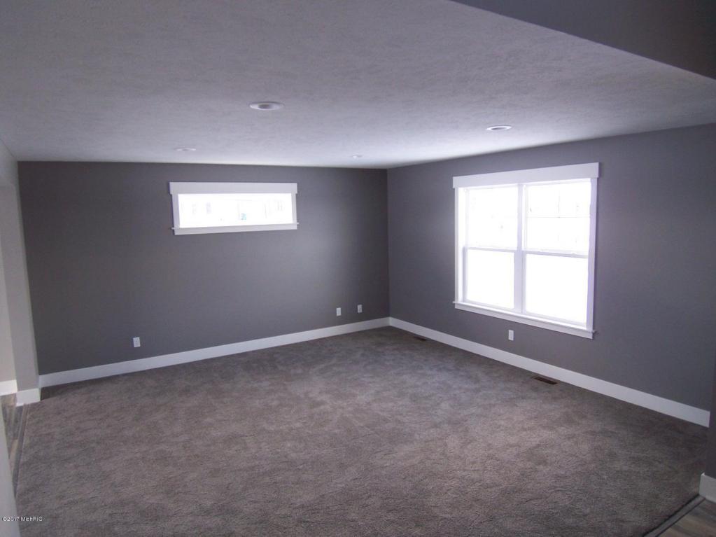 4311 Longview Ct, Dorr, MI 49323 photo 8