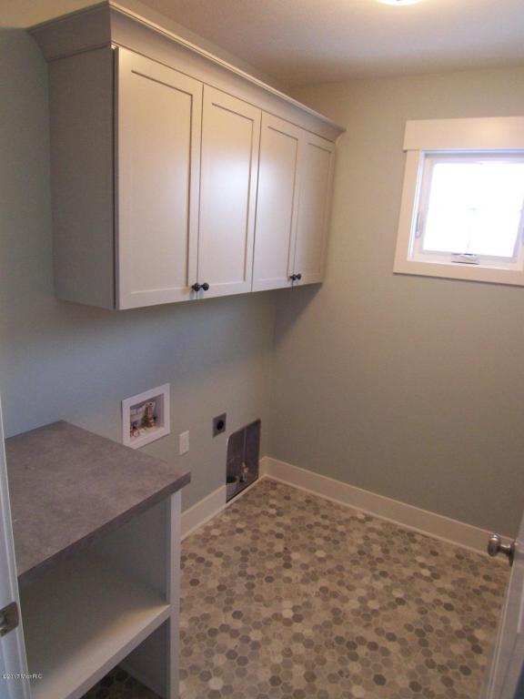4311 Longview Ct, Dorr, MI 49323 photo 17