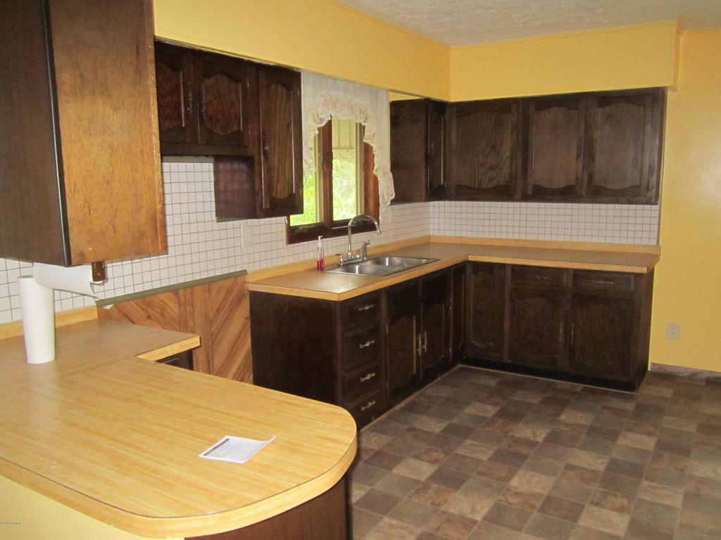 13800 Brady Rd, Bellevue, MI 49021 photo 8