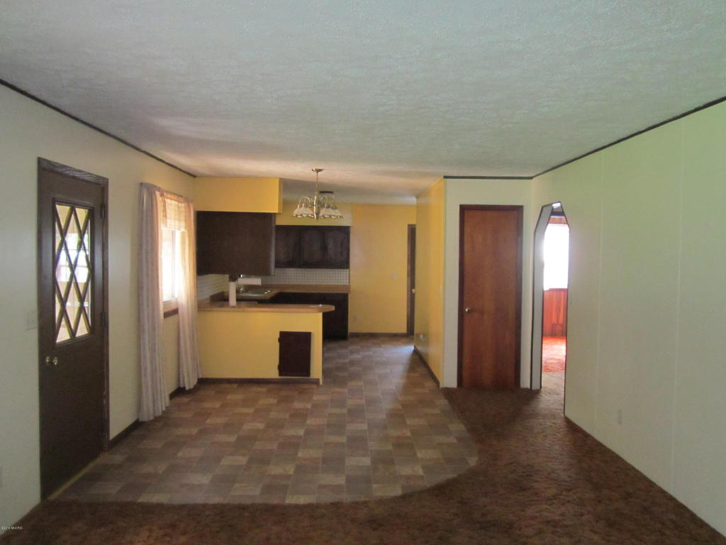 13800 Brady Rd, Bellevue, MI 49021 photo 10