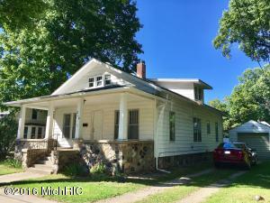210 E Bennett, Three Rivers, MI 49093 photo 1