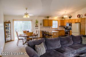 4337 Saturn Dr, Dorr, MI 49323 photo 5