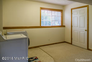 4337 Saturn Dr, Dorr, MI 49323 photo 16