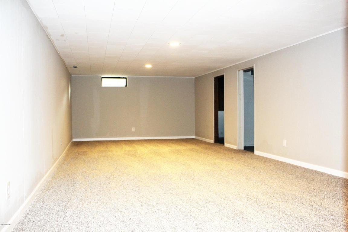 615 N State Rd, Belding, MI 48809 photo 7