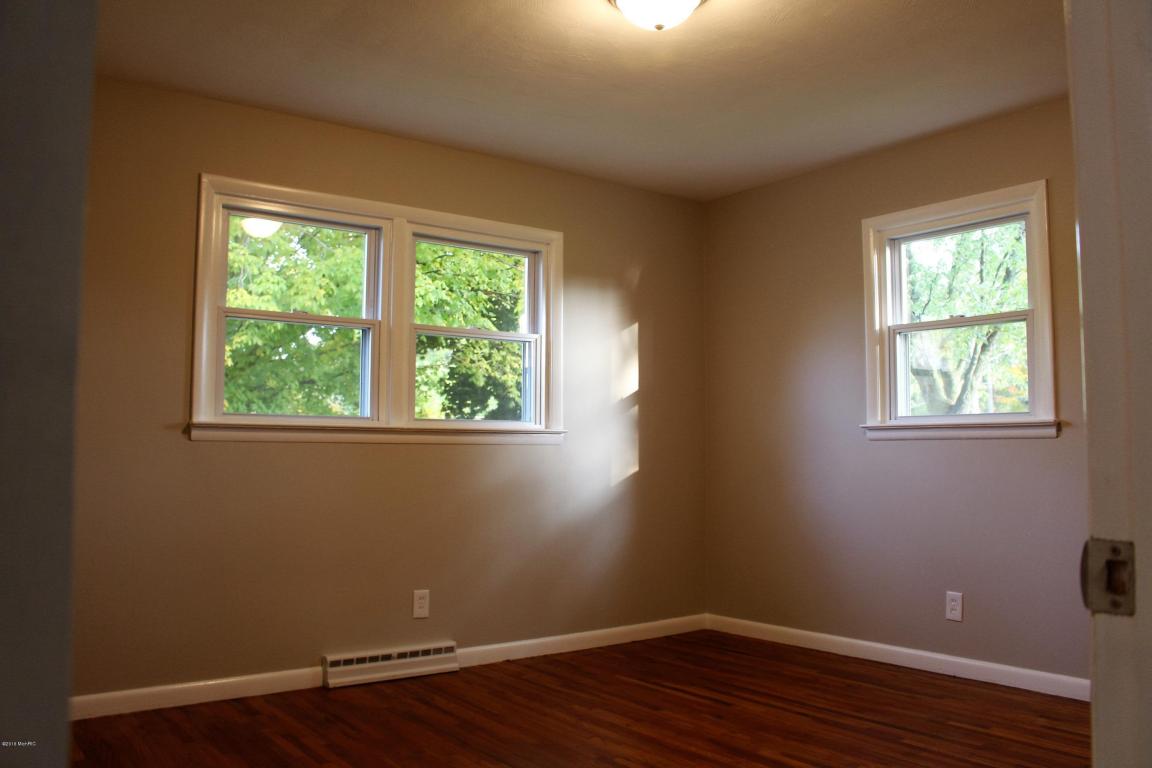 615 N State Rd, Belding, MI 48809 photo 8