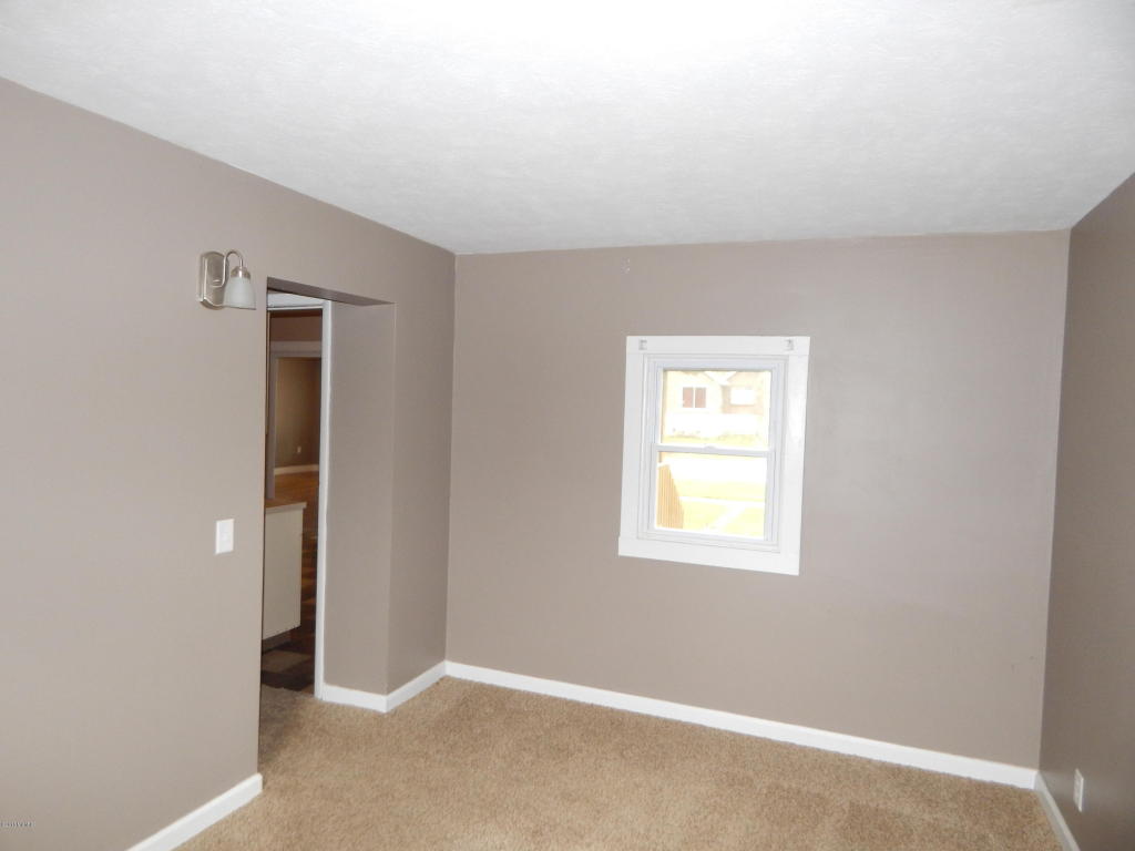 34 E Maple, Fremont, MI 49412 photo 22