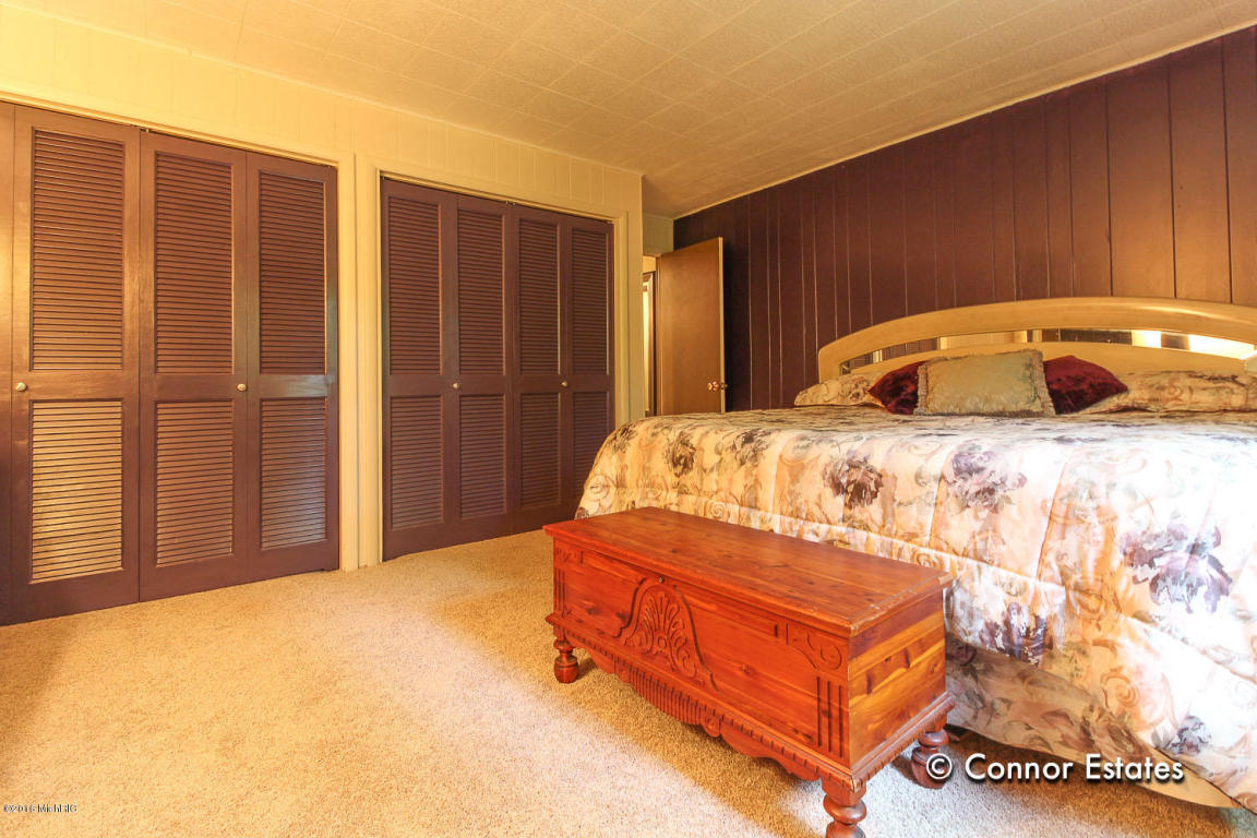 829 Shepard Dr, Lowell, MI 49331 photo 22
