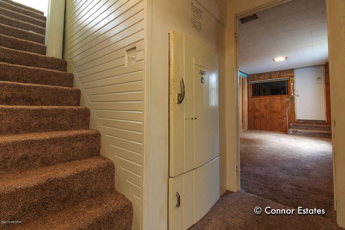 829 Shepard Dr, Lowell, MI 49331 photo 17