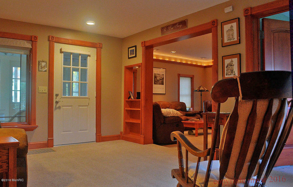 224 E Third St, Pentwater, MI 49449 photo 11